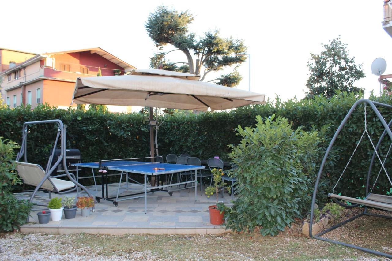 Spazioso Appartamento Castel di Leva Luaran gambar