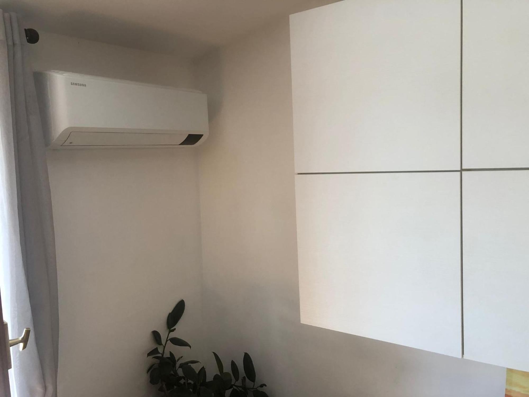 Spazioso Appartamento Castel di Leva Luaran gambar